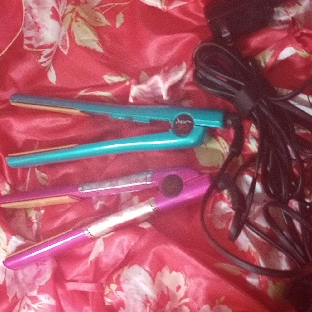 Hair straightener bundle
